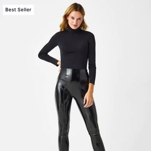 Spanx patent leather medium/short